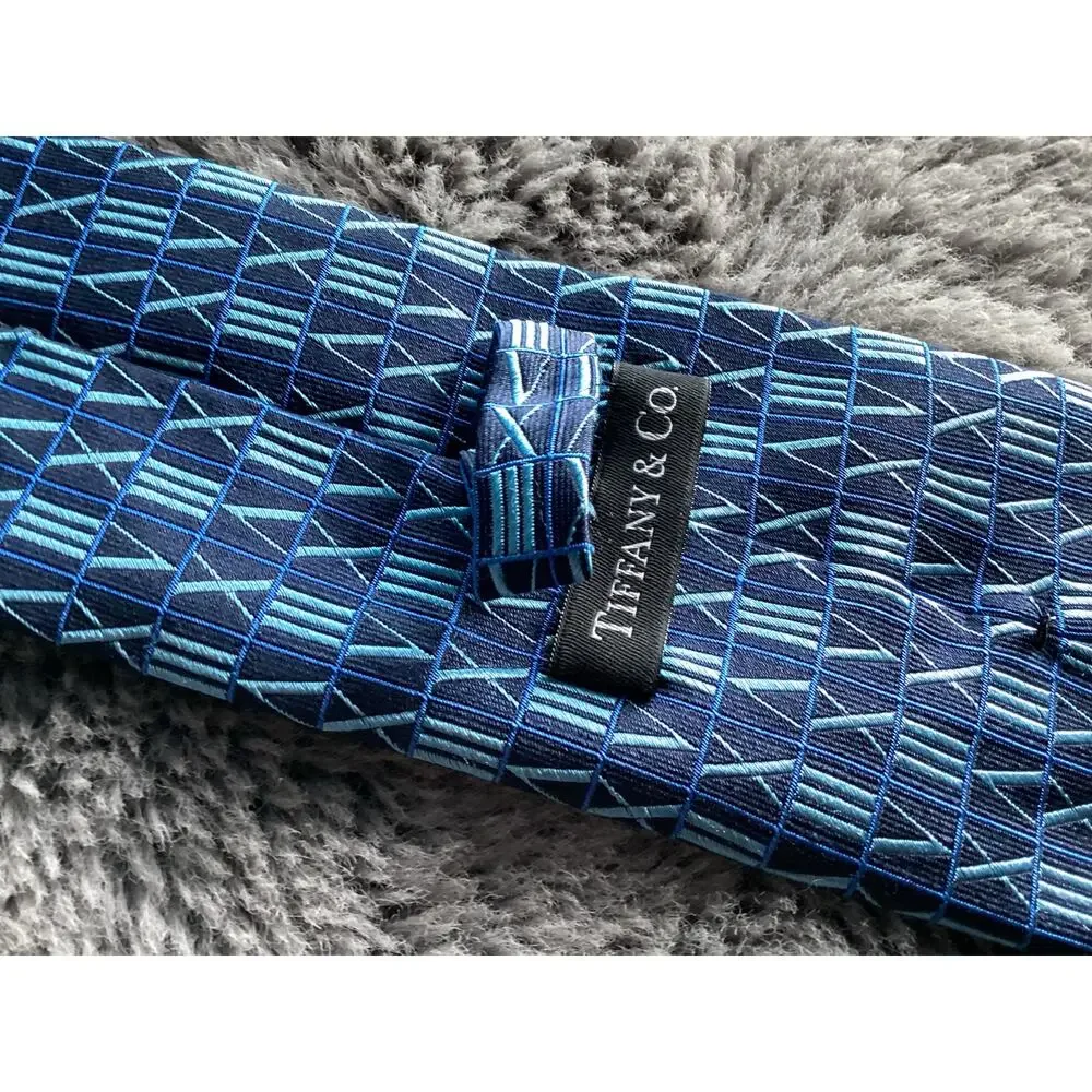 Tiffany & Co. Men's 100% Silk Roman Numerals Neck Tie Made in Italy Blue‎